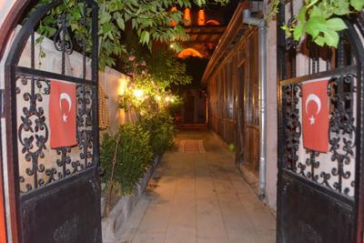 Sunset Cave Hotel