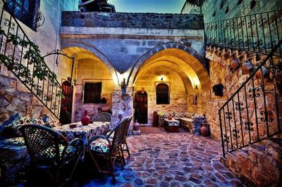 Adanos Konuk Evi