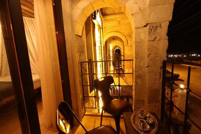 Alika Castle House