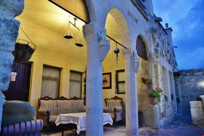 Antik Cave House