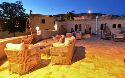 Crassus Cave Hotel