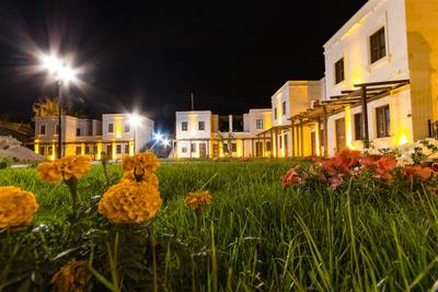 Empire Cave Hotel