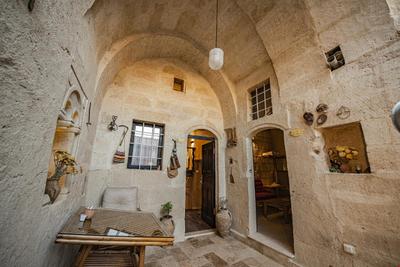 Limon Cave Hotel