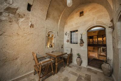 Limon Cave Hotel
