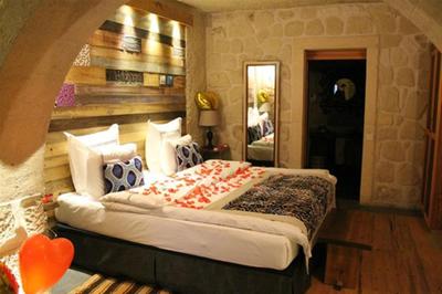 Mahzen Queens Cave Hotel