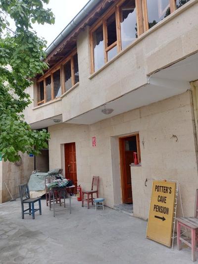 Potter's Cave Hotel Pension