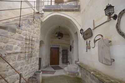 RZA Cave Hotel