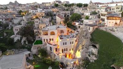Serenus Cave Suites