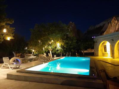 Seven Rock Cave Hotel
