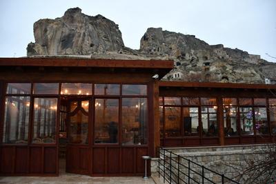 Under Cave Hotel