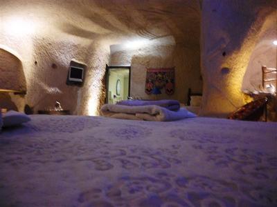 Uçhisar Cave House