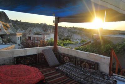 Uçhisar Kaya Pension