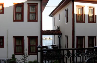 Karlıbel İkizevler Hotel