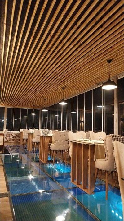 5224 Bistro Daire