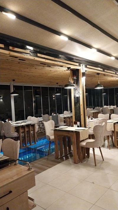 5224 Bistro Daire