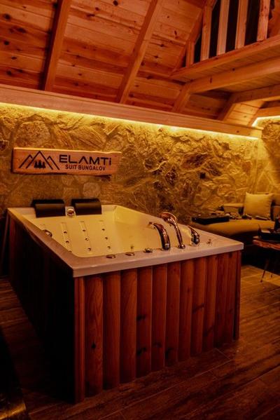 Elamti Suit Bungalov
