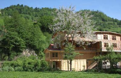 Dere Otel