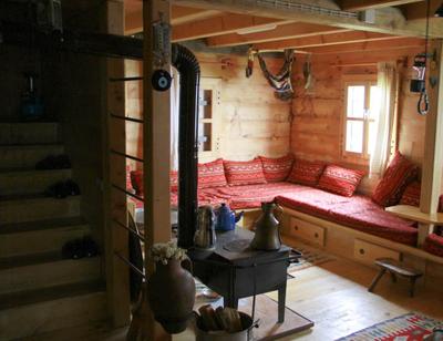 Pokut Yayla Evi