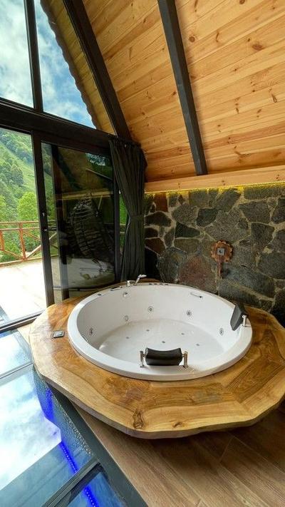 Waterfall Bungalov 101