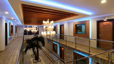 Arya Hotel Business Deluxe