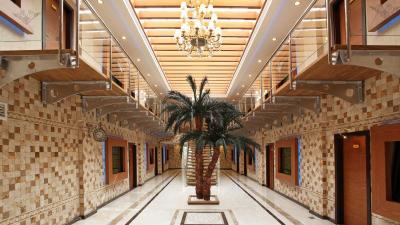 Arya Hotel Business Deluxe