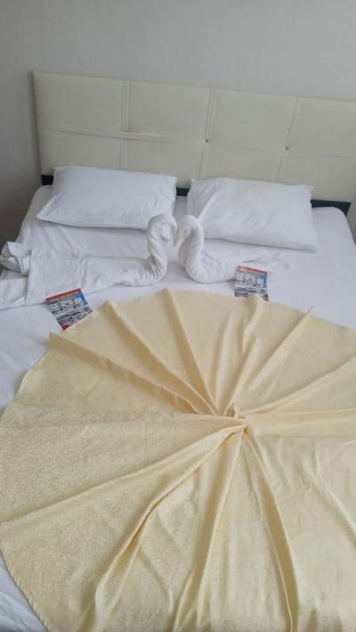 Parliament Otel