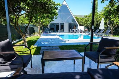 Villa Arya 2
