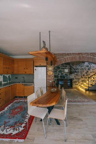Sapanca Çar Taş Ev