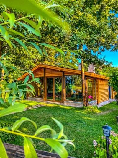 Oktay Golden House