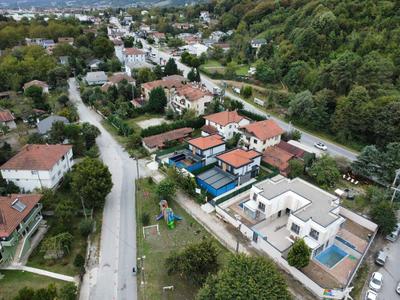 Zümrüt Villaları