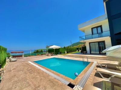 Vista Villa