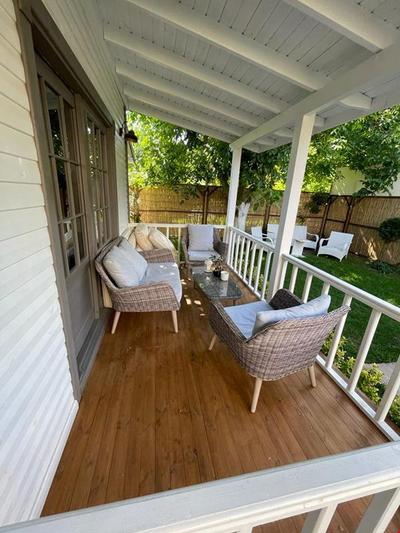 Egeos Lake House