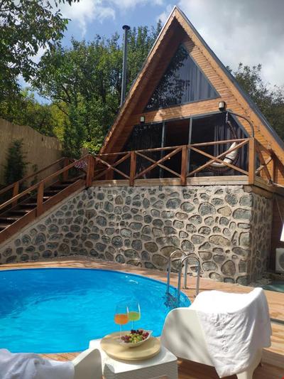 Merce Bungalov