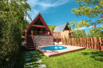 Merce Bungalov