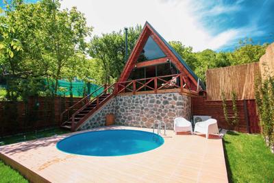 Merce Bungalov