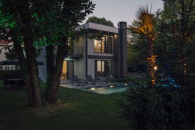 Villa Gray
