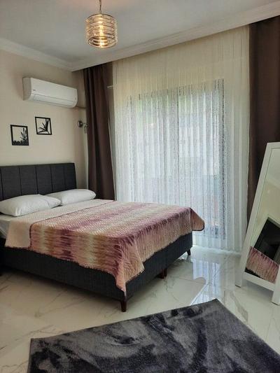 Villa SPN-4100