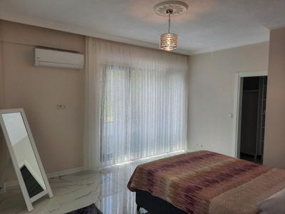 Villa SPN-4100