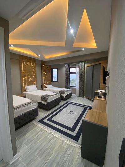 Newton Otel