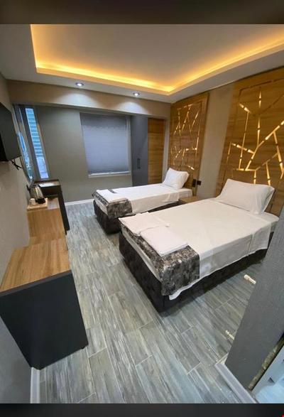 Newton Otel