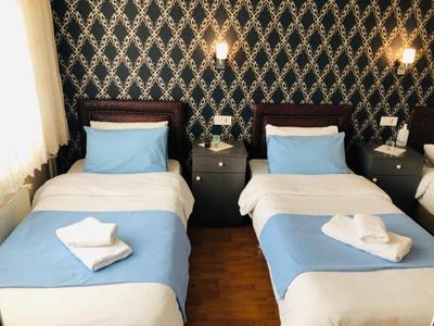 Saray Otel