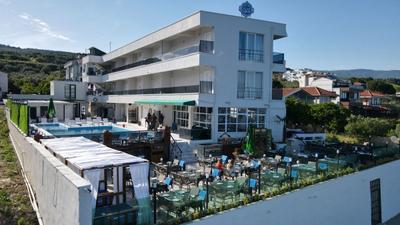 Edda Otel Suit