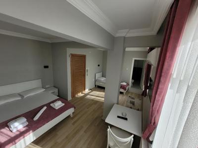 Gold In Hotel