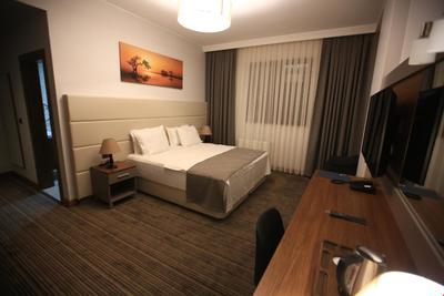 Familya Otel