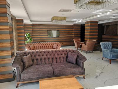 Grand Mela Hotel