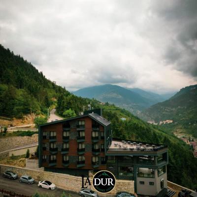 La Dur Resort Hotel