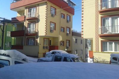 Menekşe Apart