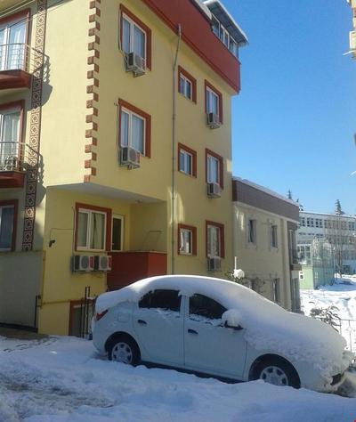 Menekşe Apart