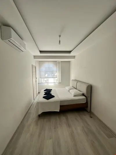 Long Street Suites
