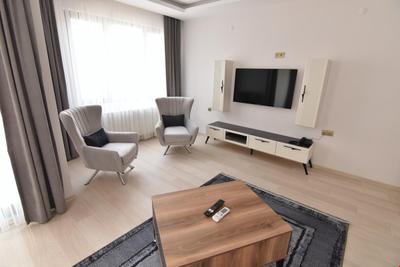 Nora Suite